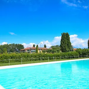  Apartment Sirmione Beach Apartment Italien